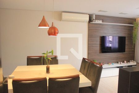 Sala de casa de condomínio à venda com 3 quartos, 90m² em Jardim Adriana, Guarulhos
