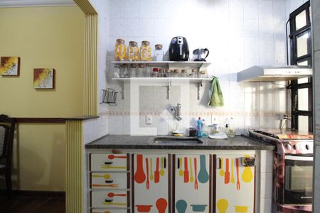 Apartamento para alugar com 73m², 2 quartos e 1 vagaCozinha