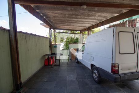 Casa à venda com 178m², 2 quartos e 3 vagas Casa à venda com 178m², 2 quartos e 3 vagasGaragem