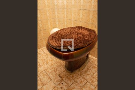 Casa à venda com 178m², 2 quartos e 3 vagas Casa à venda com 178m², 2 quartos e 3 vagasBanheiro