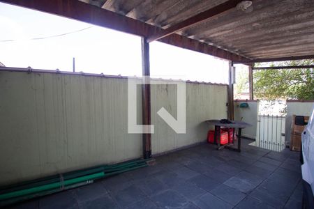 Casa à venda com 178m², 2 quartos e 3 vagas Casa à venda com 178m², 2 quartos e 3 vagasGaragem