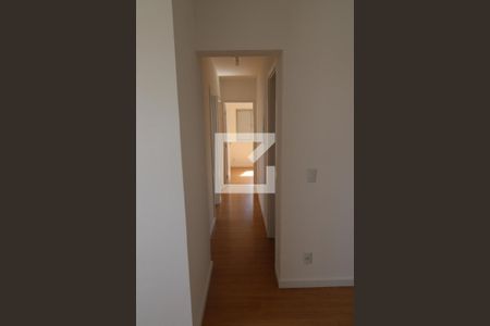 Corredor de apartamento para alugar com 3 quartos, 70m² em Vila Andrade, São Paulo