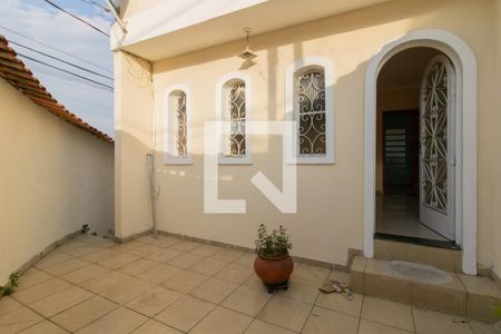 Casa para alugar com 160m², 2 quartos e 2 vagas Casa para alugar com 160m², 2 quartos e 2 vagasEntrada
