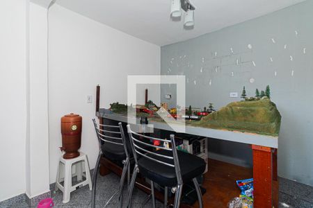 Casa à venda com 159m², 6 quartos e 2 vagasCozinha