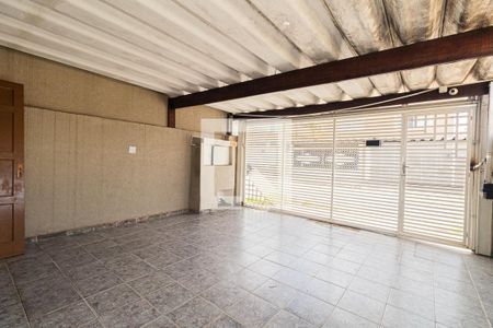 Casa à venda com 159m², 6 quartos e 2 vagasGaragem