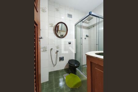 Apartamento à venda com 72m², 2 quartos e 1 vagaBanheiro Corredor