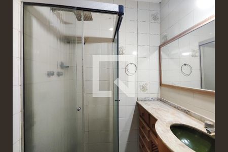 Apartamento à venda com 72m², 2 quartos e 1 vagaBanheiro Corredor