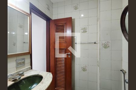 Apartamento à venda com 72m², 2 quartos e 1 vagaBanheiro Corredor