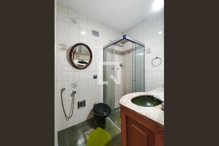 Apartamento à venda com 72m², 2 quartos e 1 vagaBanheiro Corredor