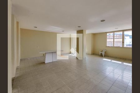 Apartamento à venda com 72m², 2 quartos e 1 vagaÁrea comum - Salão de festas