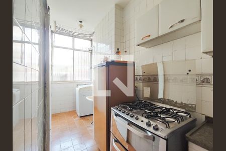 Apartamento à venda com 72m², 2 quartos e 1 vagaCozinha e Área de Serviço