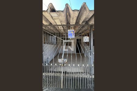 Casa à venda com 96m², 2 quartos e 1 vaga Casa à venda com 96m², 2 quartos e 1 vagaFachada