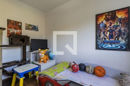 Dormitório 1 de apartamento à venda com 3 quartos, 83m² em Vila Ipiranga, Porto Alegre