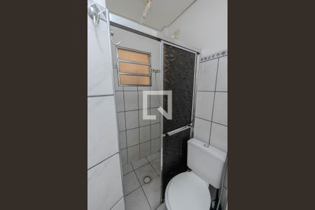Banheiro de kitnet/studio para alugar com 1 quarto, 27m² em Centro Histórico de São Paulo, São Paulo