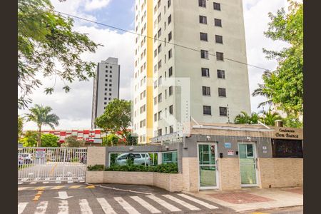 Apartamento à venda com 49m², 2 quartos e 1 vaga Apartamento à venda com 49m², 2 quartos e 1 vagaFachada