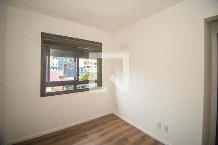 Quarto de apartamento para alugar com 2 quartos, 63m² em Passo da Areia, Porto Alegre