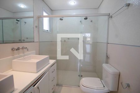 Casa de condomínio à venda com 340m², 4 quartos e 4 vagasBanheiro da Suíte 1