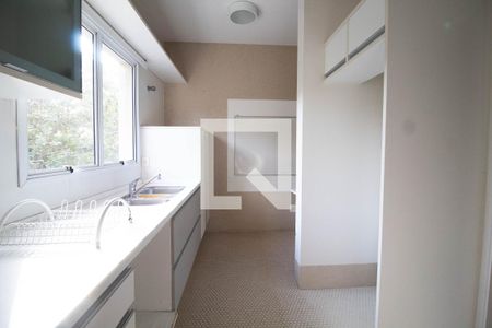 Casa de condomínio à venda com 340m², 4 quartos e 4 vagasCozinha