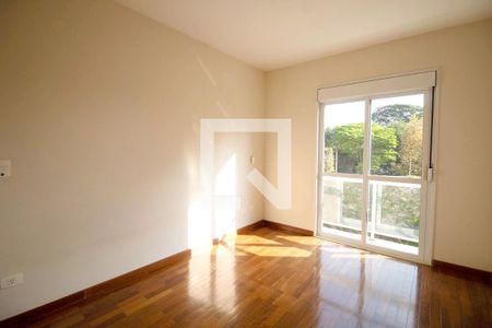 Casa de condomínio à venda com 340m², 4 quartos e 4 vagasSuíte 2