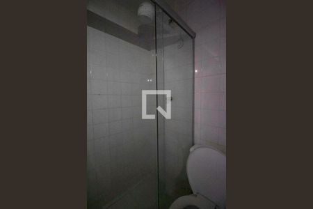 Casa de condomínio à venda com 340m², 4 quartos e 4 vagasBanheiro de Serviço