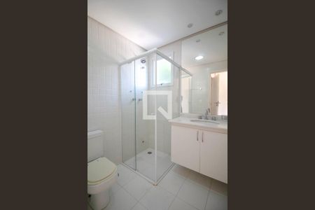 Casa de condomínio à venda com 340m², 4 quartos e 4 vagasBanheiro da Suíte 2