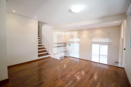 Casa de condomínio à venda com 340m², 4 quartos e 4 vagasSala de Jantar