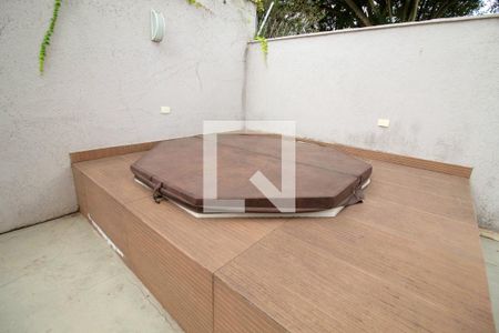 Casa de condomínio à venda com 340m², 4 quartos e 4 vagasQuintal