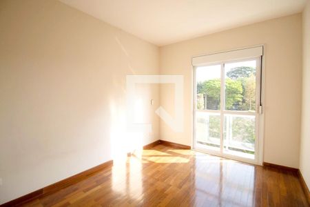 Casa de condomínio à venda com 340m², 4 quartos e 4 vagasSuíte 3