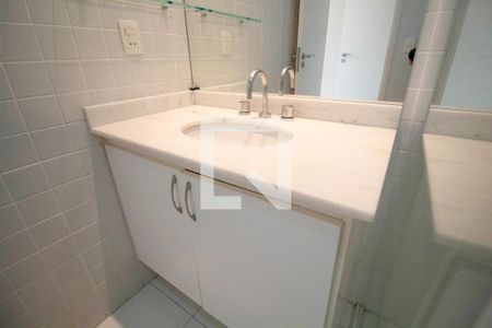 Casa de condomínio à venda com 340m², 4 quartos e 4 vagasBanheiro da Suíte 3