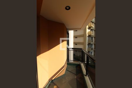 Varanda de apartamento à venda com 2 quartos, 68m² em Moema, São Paulo