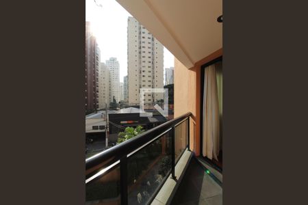 Varanda de apartamento à venda com 2 quartos, 68m² em Moema, São Paulo