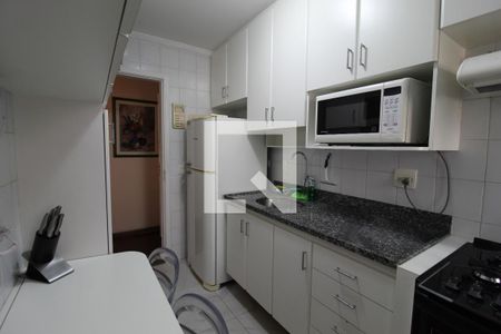 Apartamento para alugar com 68m², 2 quartos e 1 vagaCozinha