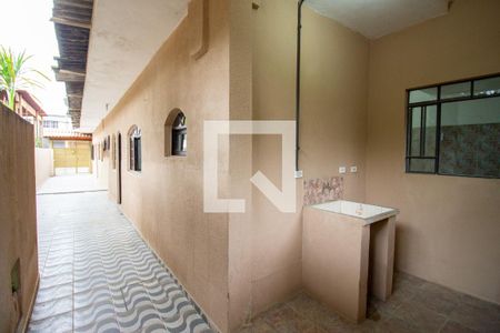 Área de Serviço de casa para alugar com 2 quartos, 75m² em Jardim das Oliveiras, São Paulo