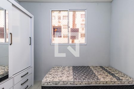 Dormitório de apartamento para alugar com 2 quartos, 55m² em São Sebastião, Porto Alegre