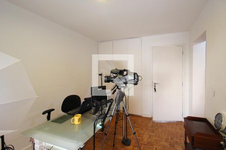 Suíte  de apartamento à venda com 2 quartos, 107m² em Itaim Bibi, São Paulo