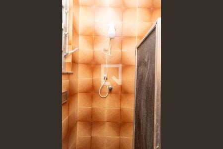 Apartamento para alugar com 73m², 2 quartos e sem vaga Apartamento para alugar com 73m², 2 quartos e sem vagaDetalhe do Banheiro