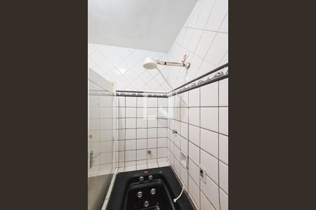 Casa para alugar com 300m², 6 quartos e 2 vagas Casa para alugar com 300m², 6 quartos e 2 vagasBanheiro 2