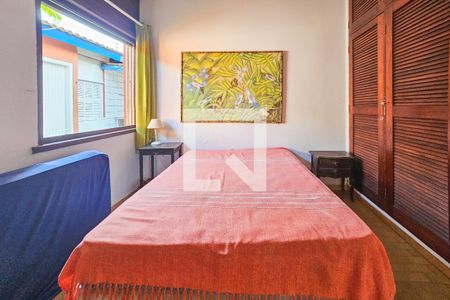 Casa para alugar com 300m², 6 quartos e 2 vagas Casa para alugar com 300m², 6 quartos e 2 vagasQuarto 2