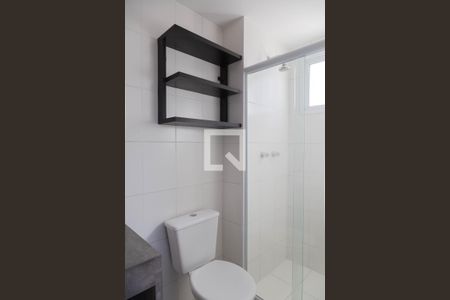 Banheiro da Suíte de apartamento para alugar com 2 quartos, 63m² em Vila Barros, Guarulhos