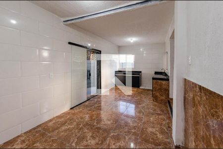 Casa para alugar com 500m², 3 quartos e 6 vagasCozinha