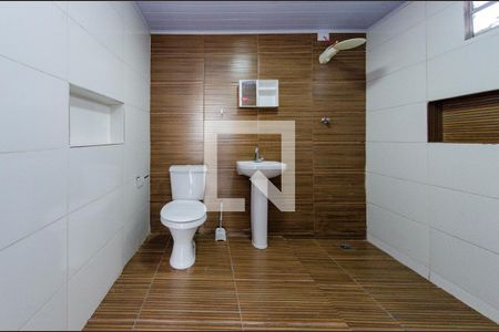 Casa para alugar com 500m², 3 quartos e 6 vagasBanheiro