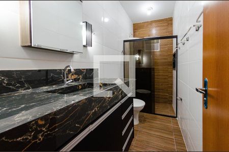 Casa para alugar com 500m², 3 quartos e 6 vagasBanheiro 2