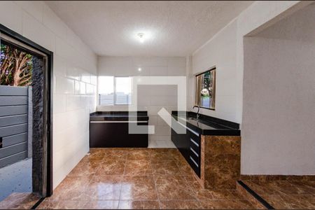 Casa para alugar com 500m², 3 quartos e 6 vagasCozinha