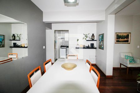 Sala de jantar de apartamento para alugar com 4 quartos, 214m² em União, Belo Horizonte