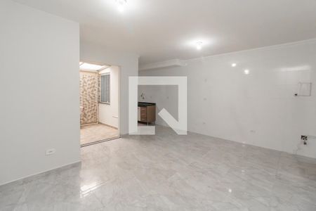 Sala de apartamento para alugar com 3 quartos, 61m² em Vila Dalila, São Paulo