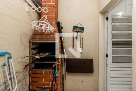 Casa à venda com 75m², 2 quartos e 1 vagaÁrea de Serviço