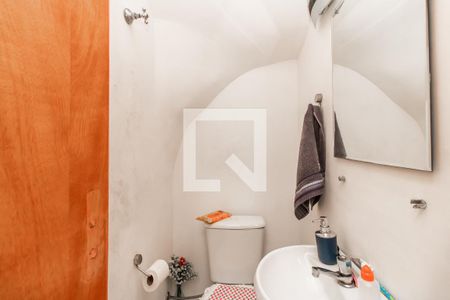 Casa à venda com 75m², 2 quartos e 1 vagaLavabo