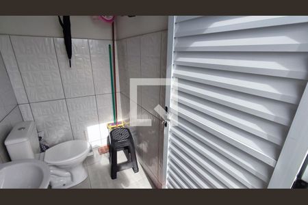 Casa à venda com 214m², 2 quartos e 2 vagasBanheiro 3 