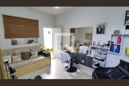 Casa à venda com 214m², 2 quartos e 2 vagasQuarto 3 - Piso inferior