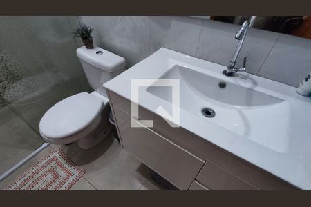 Casa à venda com 214m², 2 quartos e 2 vagasBanheiro 2